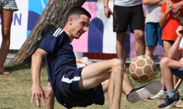 show-freestyle-football-naostyle-jeux-olympique-naostyle2-min