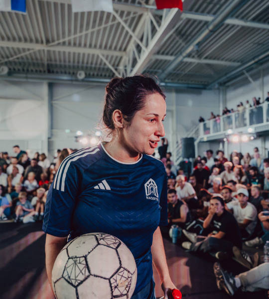 lucie-naostyle-superball-world-champion-freestyle-football4