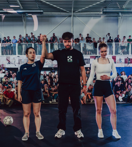 lucie-naostyle-superball-world-champion-freestyle-football7